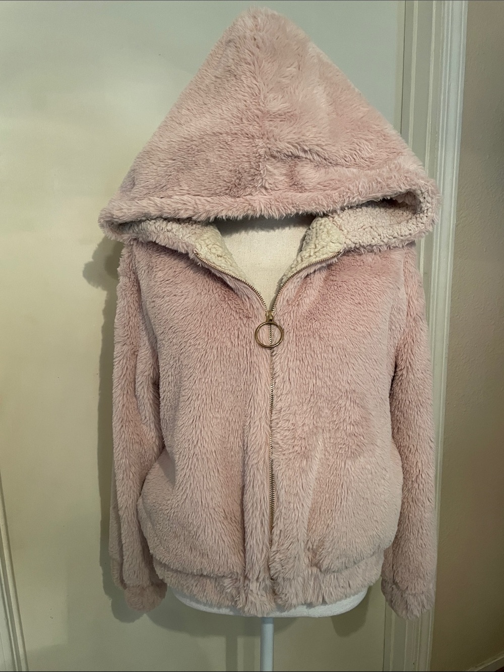 “Sweet Rain” Plush Hooded Zip-Up Jacket - Light Pink!